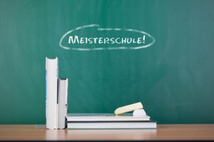 Meisterschule Tafel mit der Aufschrift Meisterschule