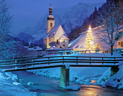 weihnachtliche Kapelle von Ramsau bei Berchtesgaden